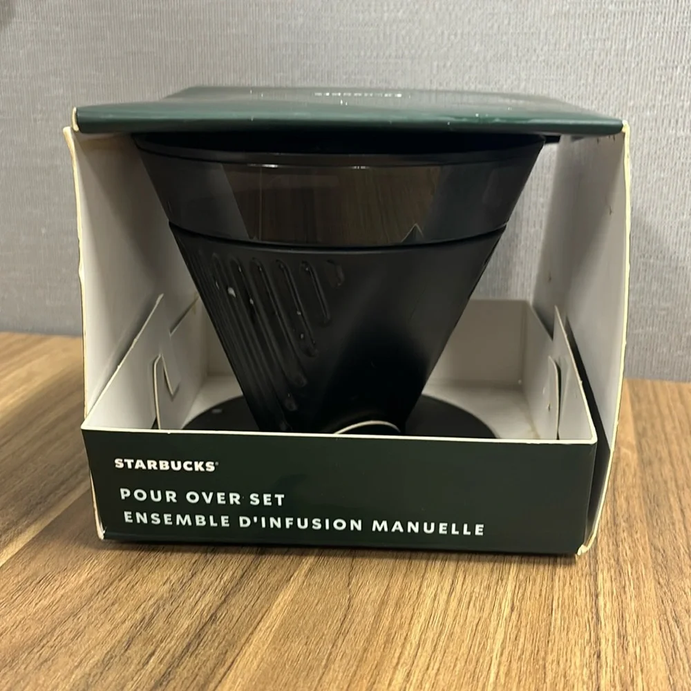 New! Starbucks pour over set
